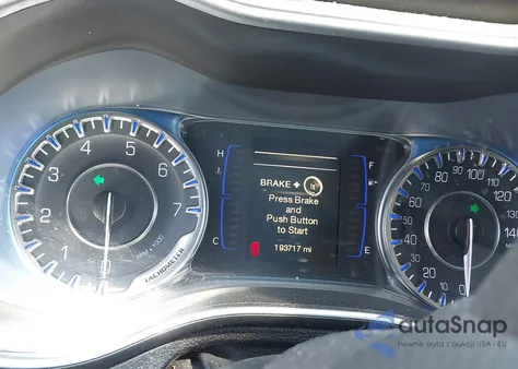 2015 Chrysler 200 Limited from USA, damaged, VIN 1C3CCCAB7FN577260